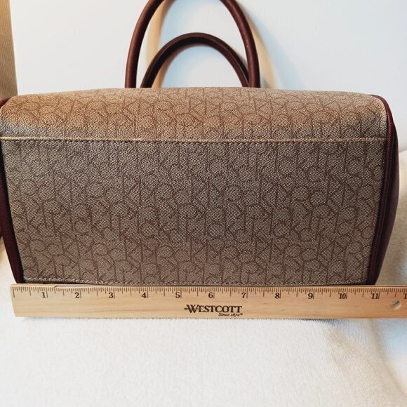 CALVIN Klein  Dome Satchel  Wide Zip Top Opening  Roomy interior - Picture 10 of 14